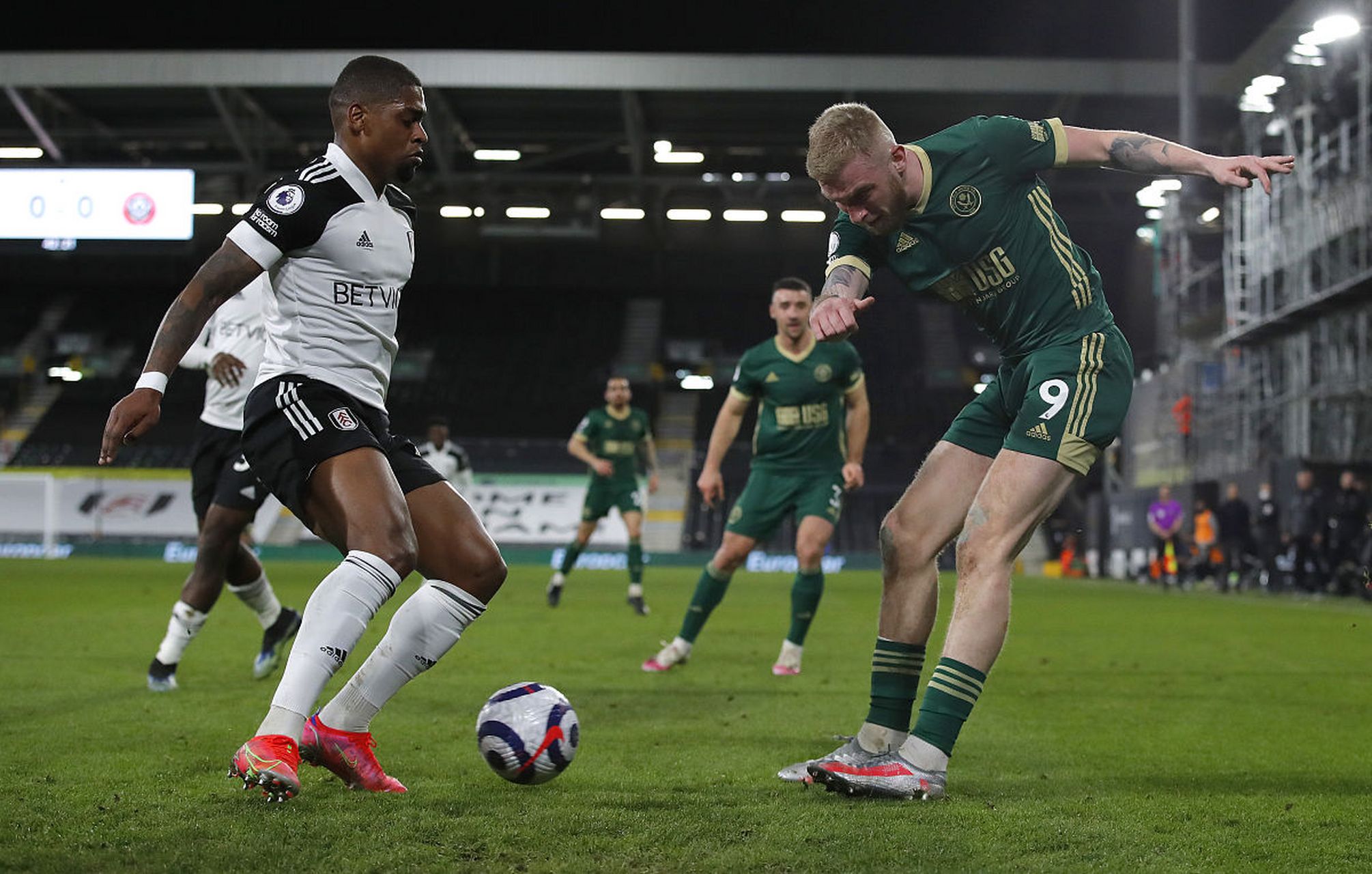 助力他们突 助力他们突