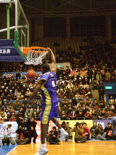 名防守球员 名防守球员